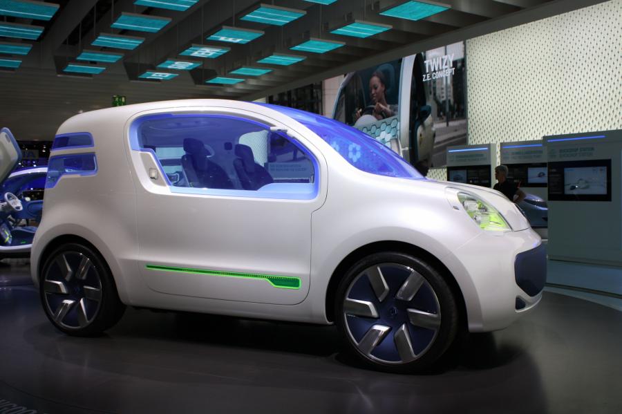  Renault Kangoo Z.E. Concept 2009 года  (фото 13 из 37)